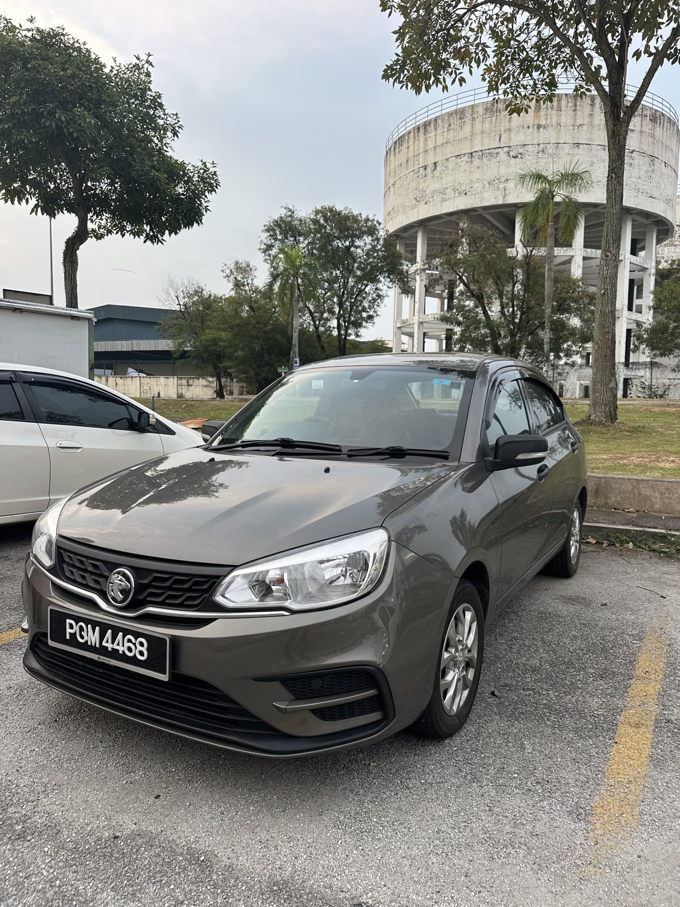 雪兰莪吉隆坡自驾租车 - Proton Proton Saga (Sedan)